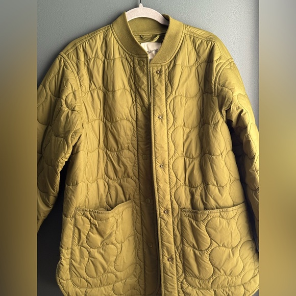 Madewell Oversized Quilted Bomber Jacket - Picture 4 of 5